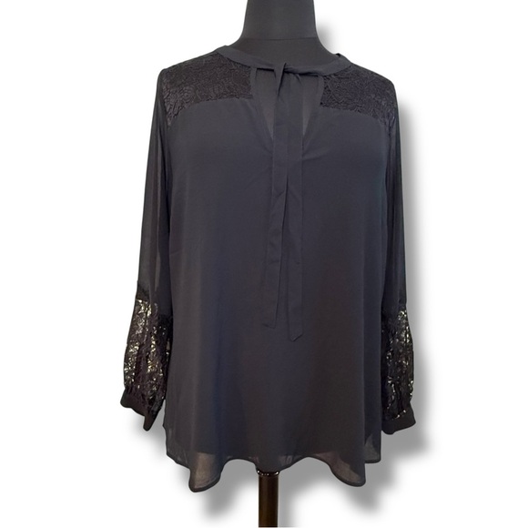 CITY CHIC Mysterious Lace Top - Black Plus 20 (L) - Picture 2 of 16